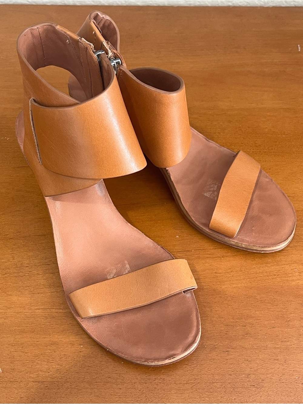 derek lam 10 crosby Women’s Leather Sandals Camel Brown 2” Sz 6